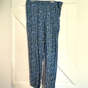 Jessica Simpson cuffed pants